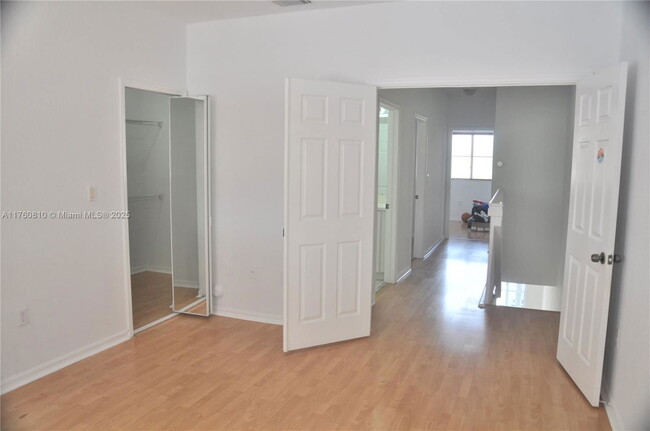 Foto del edificio - 8261 NW 107th Ct