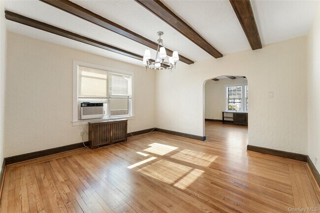 Foto del edificio - 310 Hayward St