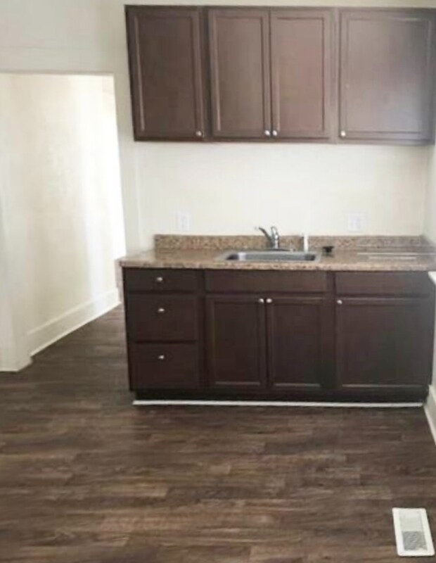 Building Photo - 516 S 900 W