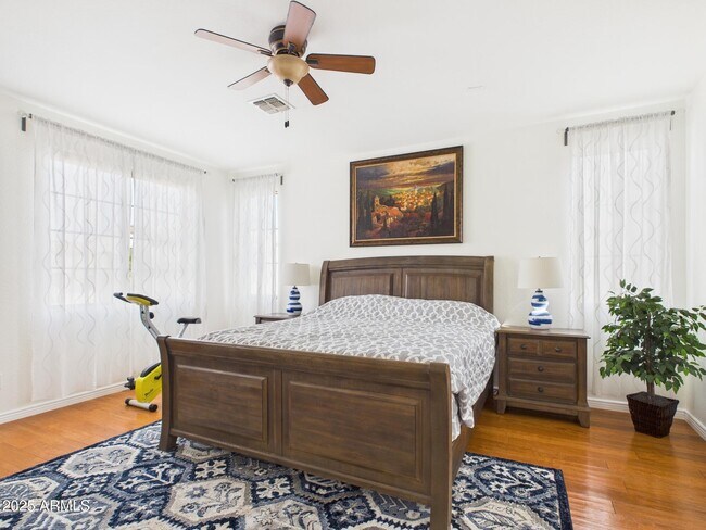 Foto del edificio - 2326 W Sleepy Ranch Rd