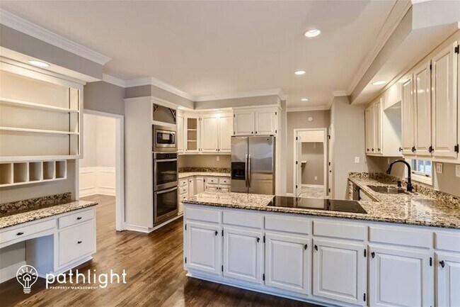 Building Photo - 53 Clubview Drive, Newnan, GA, 30265
