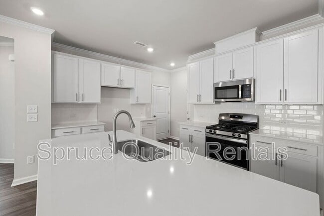 Photo - 1011 Red Wing Dr House