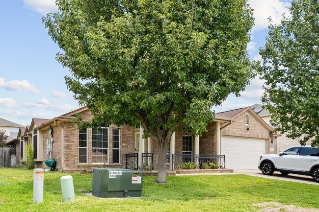 Building Photo - 213 Gracie Ct