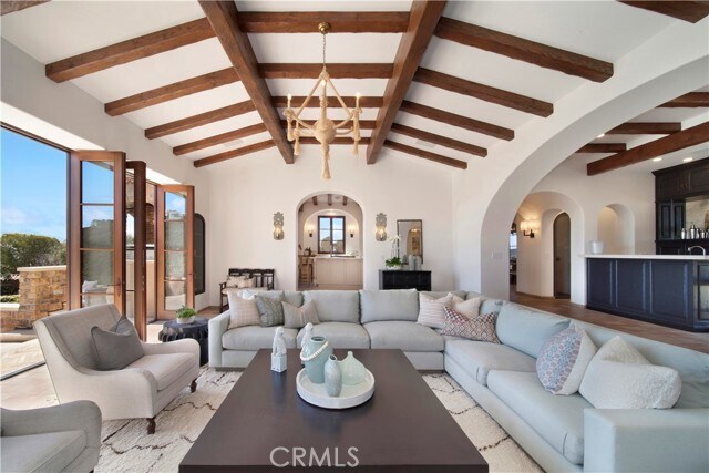 Foto del edificio - 1302 Skyline Dr