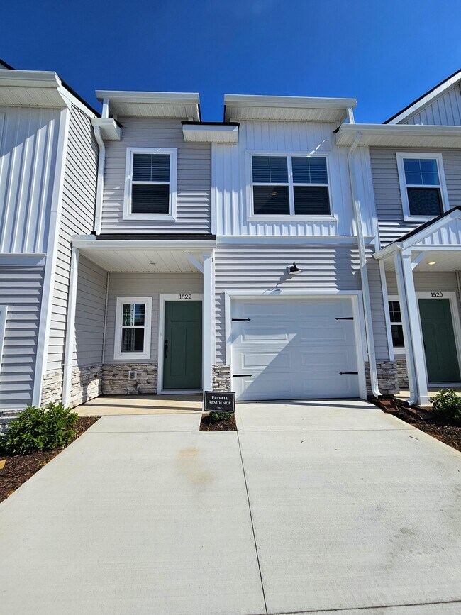 Building Photo - 1522 Yellowwood Ct