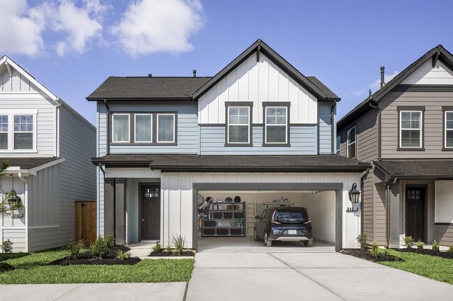 Building Photo - 1840 Woodland Field Crossing