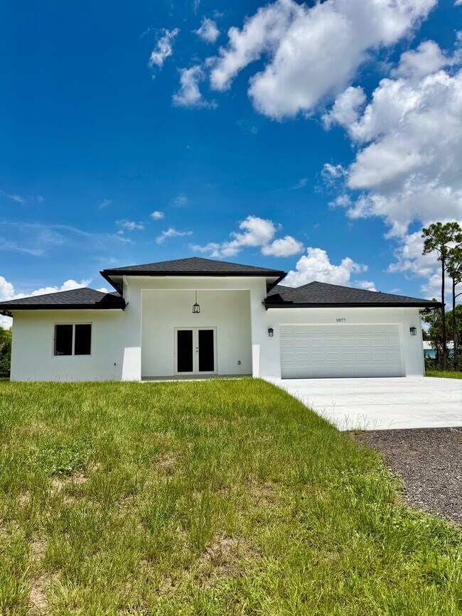Foto del edificio - 13177 47th Ct N