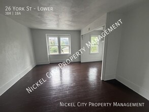 Building Photo - 26 York St