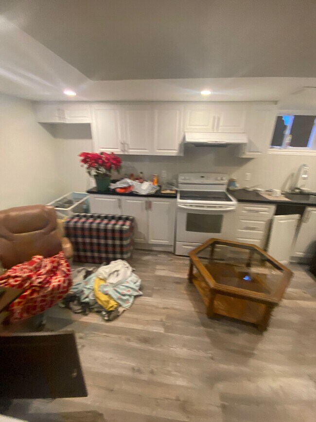 Building Photo - 116 Dorcot Ave