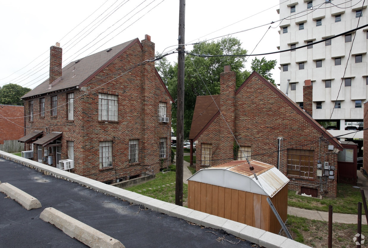 English Court Tulsa OK 74119 Apartments com English Court Tulsa OK 74119 Apartments com