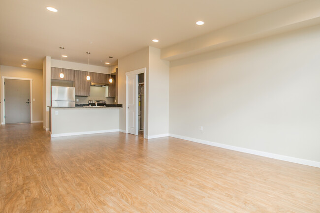 Foto del edificio - 512 12th Ave SE