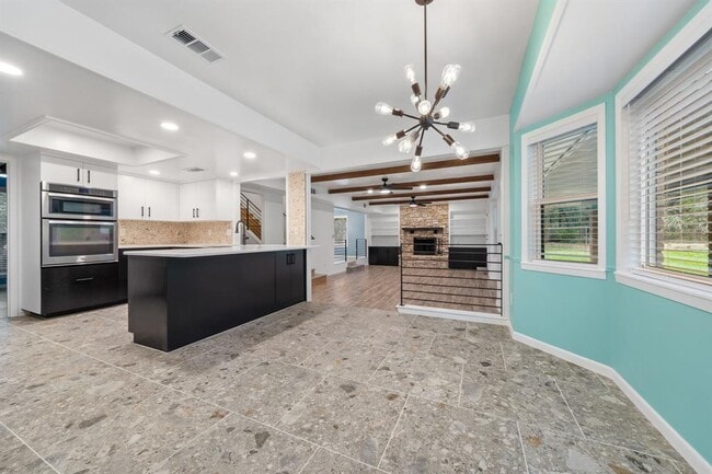 Building Photo - 2175 Park Rd