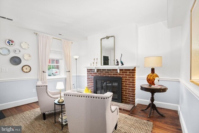 Building Photo - 316 Frederick St