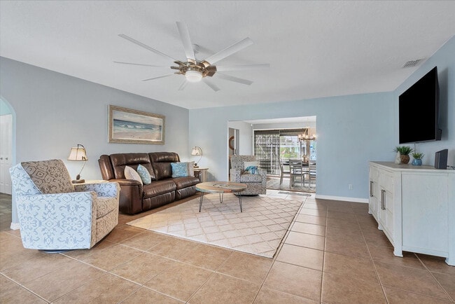 Building Photo - 18614 Briggs Cir