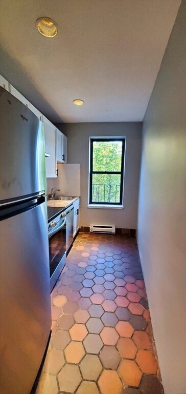 Building Photo - 6 Cypress Rd