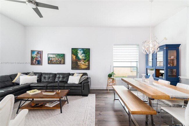 Foto del edificio - 14275 NW 18th Pl