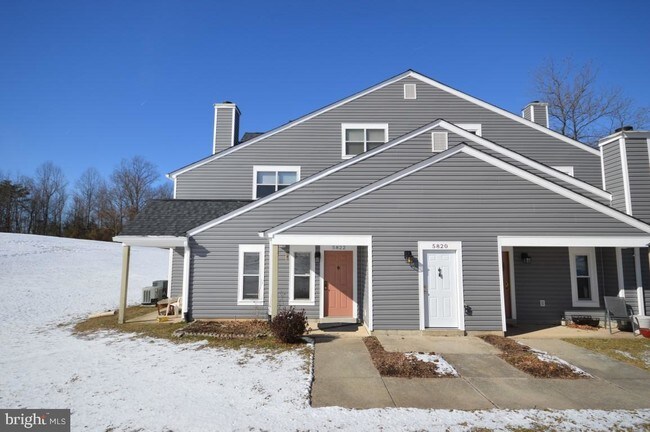 Building Photo - 5820 Orchard Hill Ln