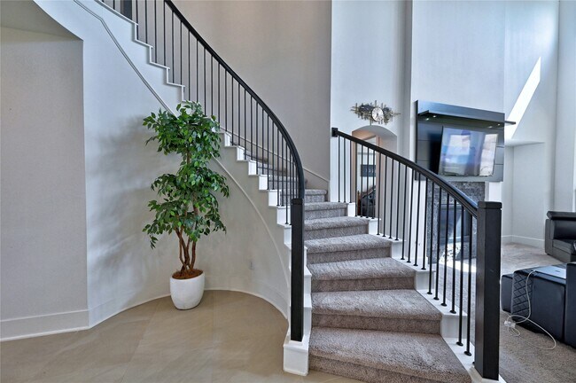 Foto del edificio - 6211 Shore Ridge Ct
