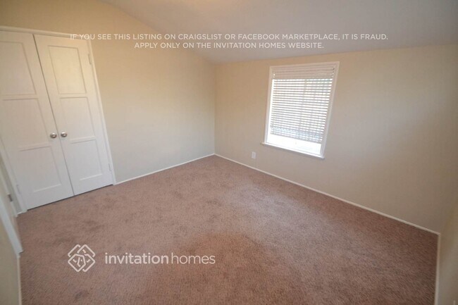 Foto del edificio - 17363 Saticoy St