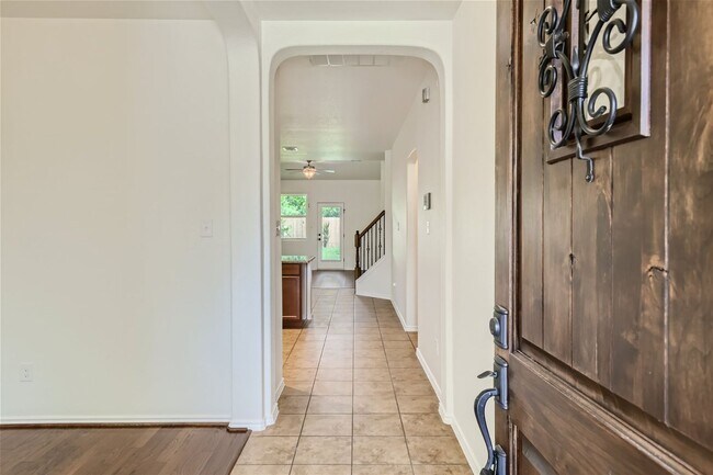 Foto del edificio - Available now! Located near Randolph AFB