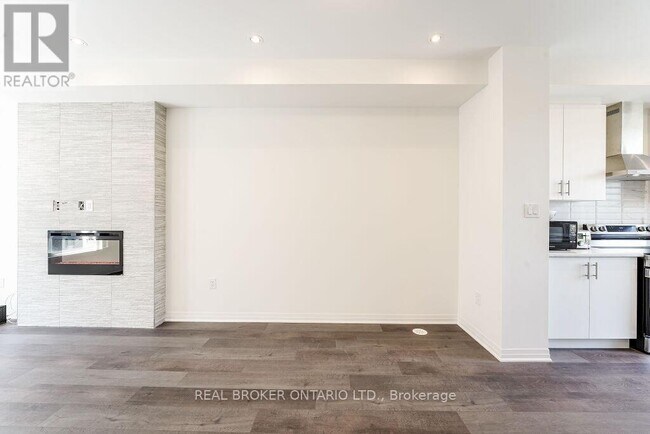 Building Photo - 34 Totten Trl