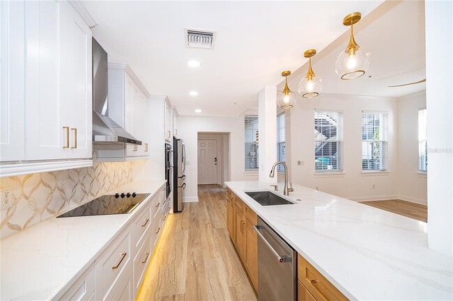 Building Photo - 1510 Lake Baldwin Ln