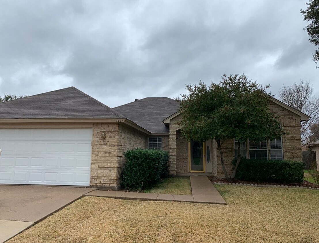 Primary Photo - 7413 Emerywood