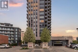 Building Photo - 36-1536 Park Lawn Rd