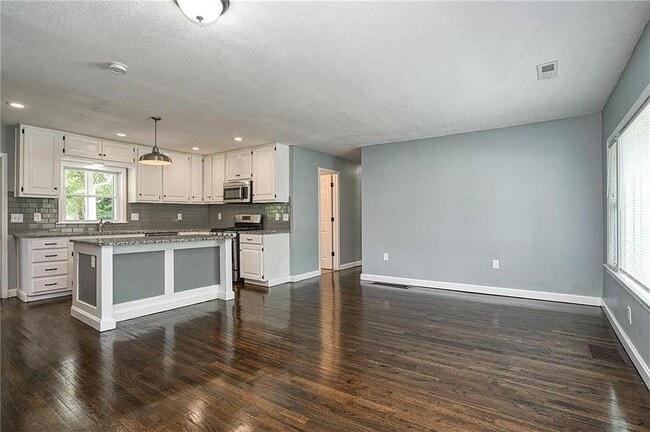 Foto del edificio - 9302 W 50th Terrace