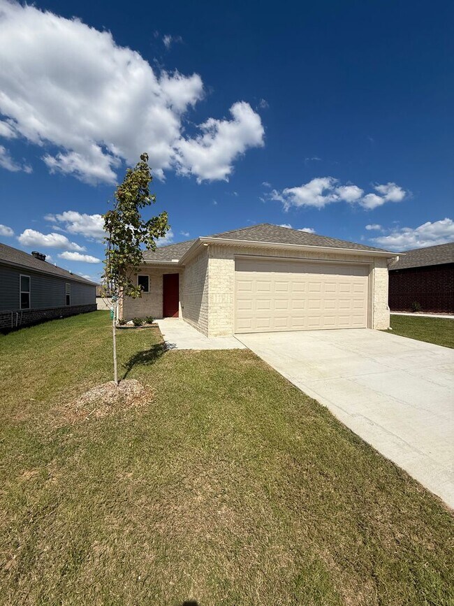 Building Photo - BRAND NEW Three Bedroom | Two Bath Home in...