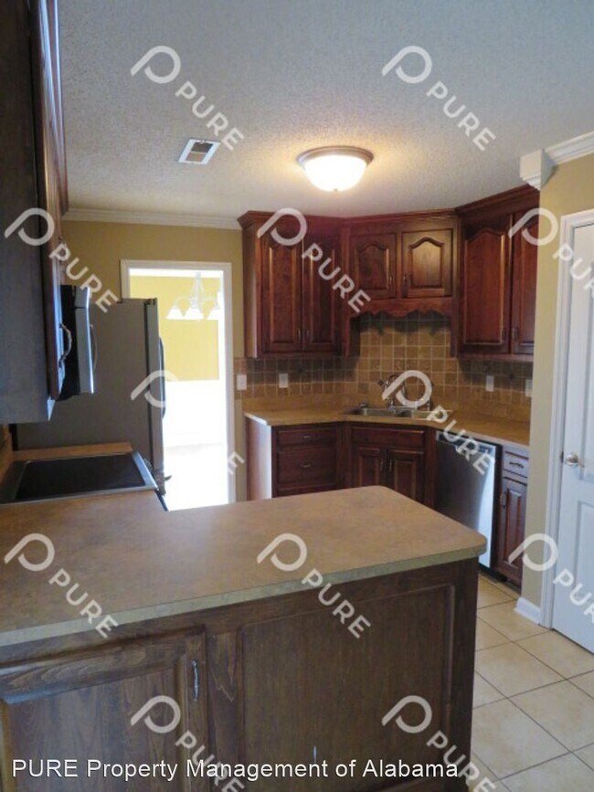 Building Photo - 4 br, 2 bath House - 116 Tallow Wood Drive