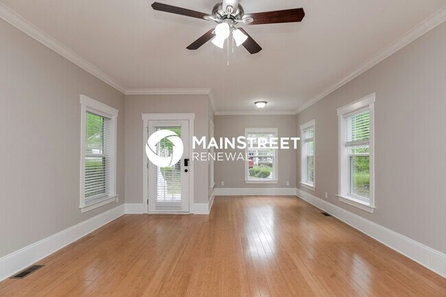 Building Photo - 3 Bedroom Pet-Friendly Home in CHARLOTTE, ...
