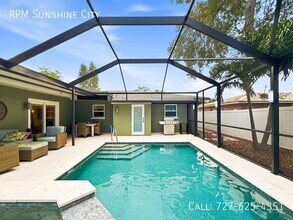 Building Photo - 4970 98th Way N