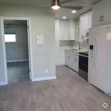 Building Photo - 256 S Papa Ave