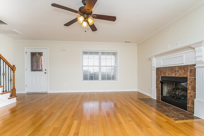 Building Photo - 3605 Jerry Anderson Dr