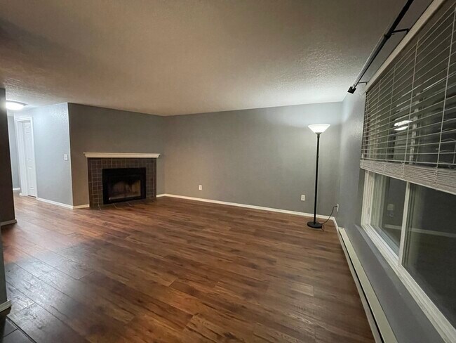 Foto del edificio - 19853 25th Ave NE