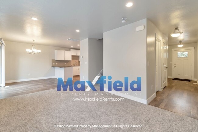 Foto del edificio - LEASE SPECIAL - 3BD, 2.5 BA, 2GA Draper townhome with super fast fiber internet
