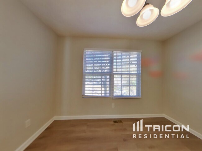 Foto del edificio - 7020 Cedar Ct