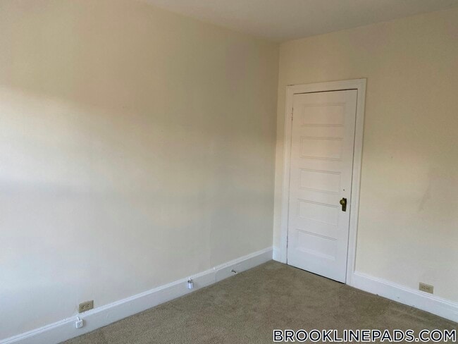 Foto del edificio - 1223 Beacon St
