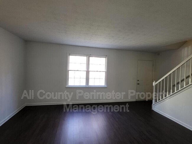 Photo - 5553 Estates Ct Townhome