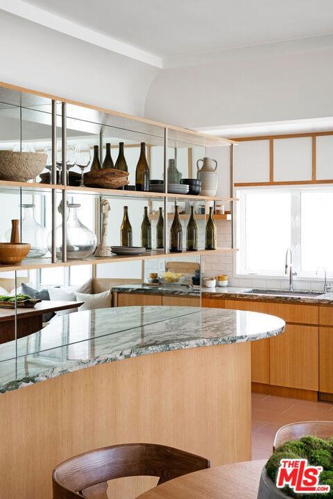 Foto principal - 363 Kings Rd