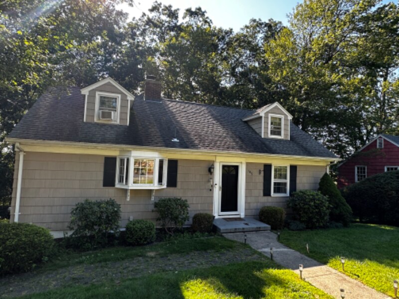 Foto principal - 165 Richardson Dr