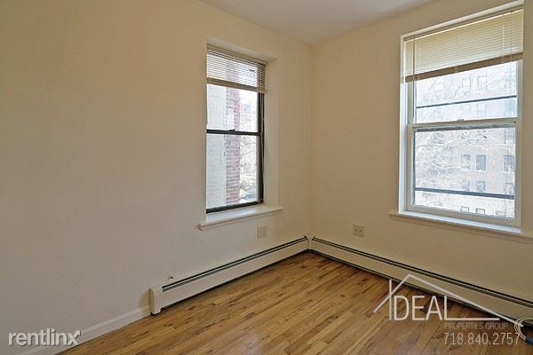 Foto del edificio - 384 Clinton Ave