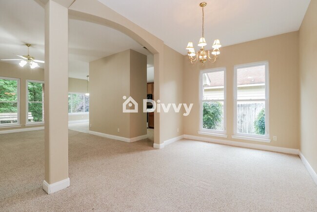 Building Photo - 3111 Fitzgerald Drive