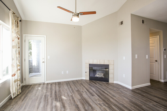 Vaulted Ceilings, Gas Fireplace - 911 S Zeno Way