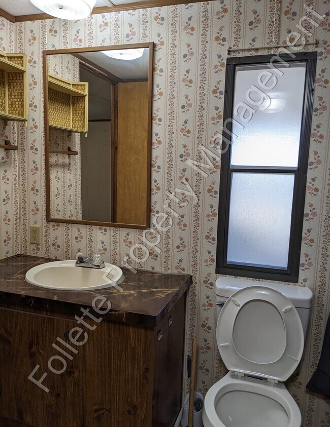 Bathroom - 1226 Clarkrange Monterey Hwy