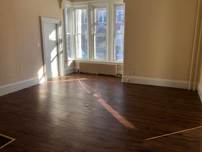 living room - 70 Pine St