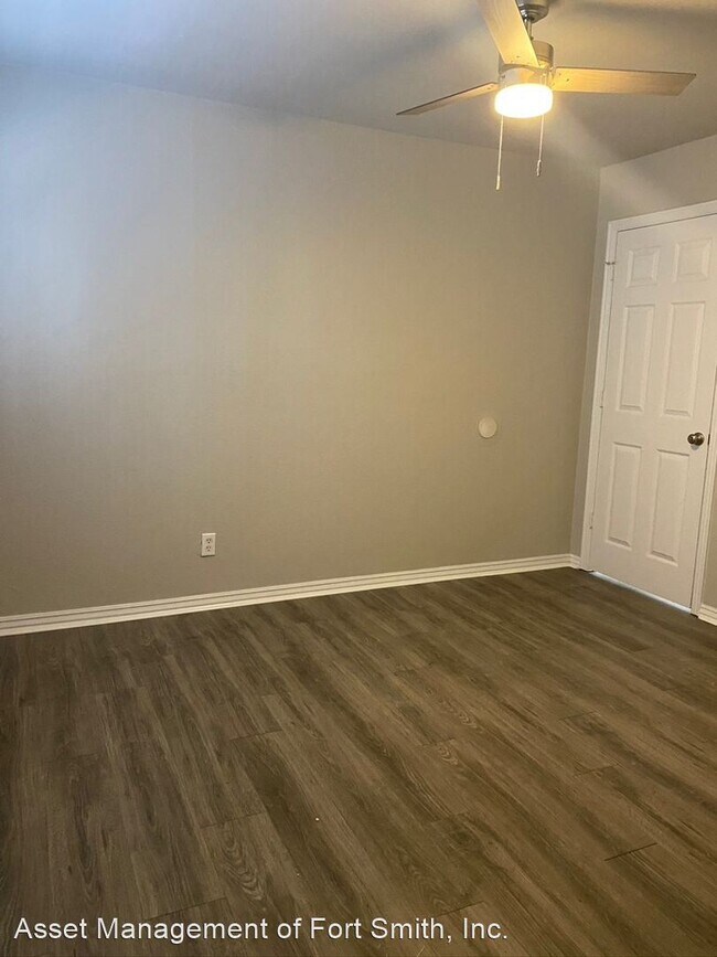 Building Photo - 3 br, 1 bath House - 1307 FRESNO ST.
