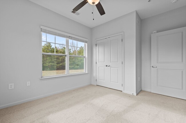 Foto del edificio - The Groves at 421