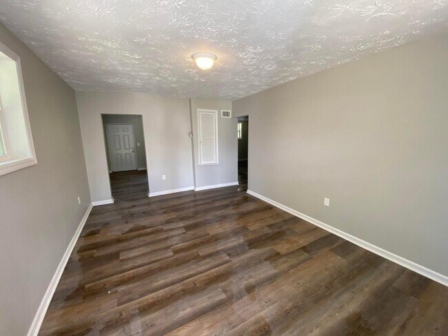Foto del edificio - 1508 Dunns Ln